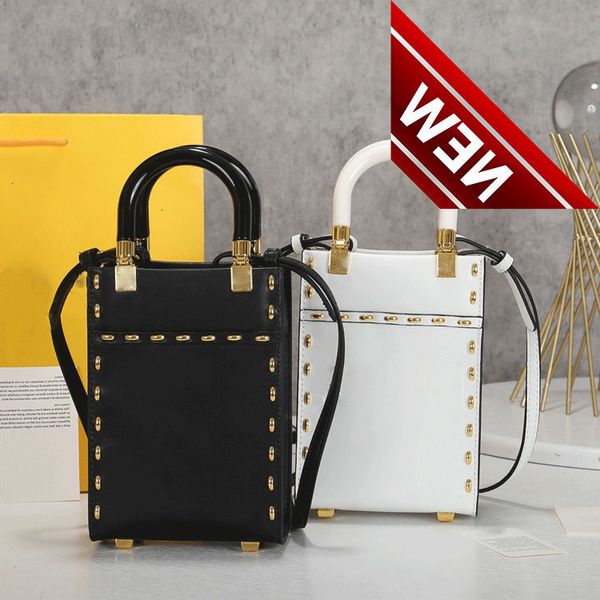 

2022f autumn and winter new sunshine mini tot portable nailing exquisite messenger women's bag fashion trend