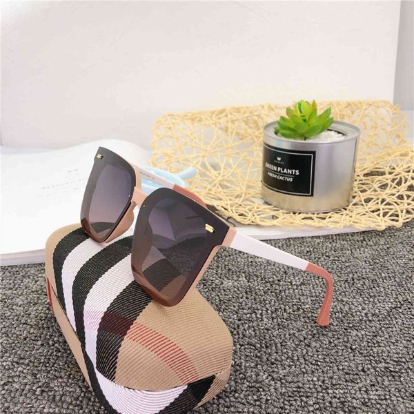 

2021 fashion polarizing sunglasses female show thin star street p anchor driving glasses trend, White;black