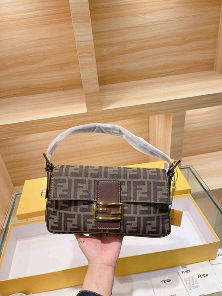 

bag women's 2021 new canvas embroidery armpit stick bag vintagezlyzly