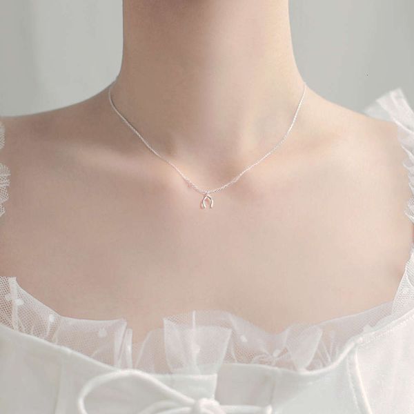 

ful bone necklace female clavicle chain light luxury minority design pure silver simple temperament ins cool wind high-level feeling