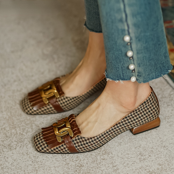 

2021 spring and summer fashion women's love low heel boat shoes square toe dress shoes metal decorative high heels, Black