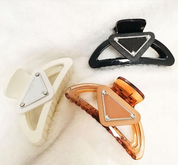 

korean dongdaemun letter clamps classic multicolor triangle temperament liu hai wild headdress female fast delivery, Slivery;golden