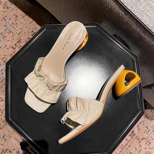 

slippers hollow yi xing gen 2021 summer ladies sandals and sweet ruffled square outer wear open toe, Black