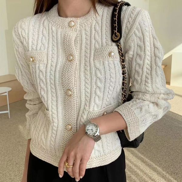 

2021 new autumn winter sweater women fashion single breasted vintage short sweaters ladies elegant o neck pearl button knittted coat 0js1, White;black