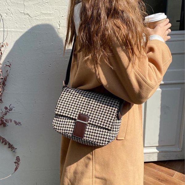 

frabic womens handbag houndstooth vintage crossbody bags for girls new flap button shoulder bag winter small clutch female bags