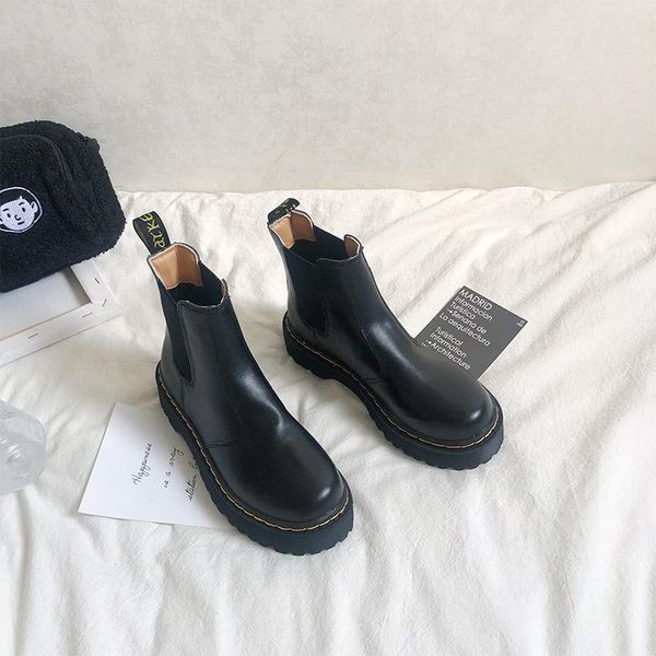 

boots female british style 2021 retro all-match thick-soled motorcycle short, Black