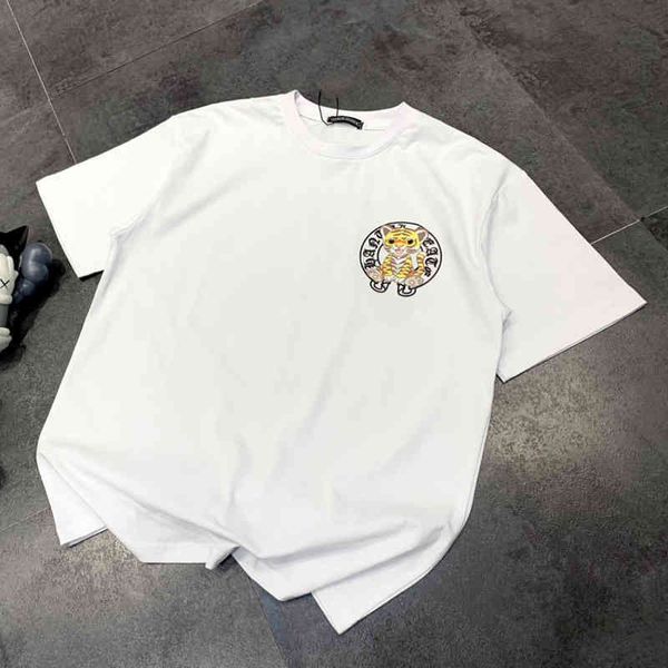 

2022 factory wholesale new model summer clothes crotch tiger short sleeve t-shirt women's net scarlet letter mother fashion, White