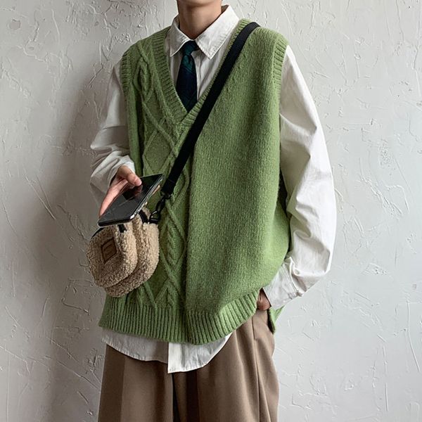 

men's sweaters sweater vest knitted or crocheted, a solid korean fashion with man's low-necked autumn knitting jacket 153v, White;black