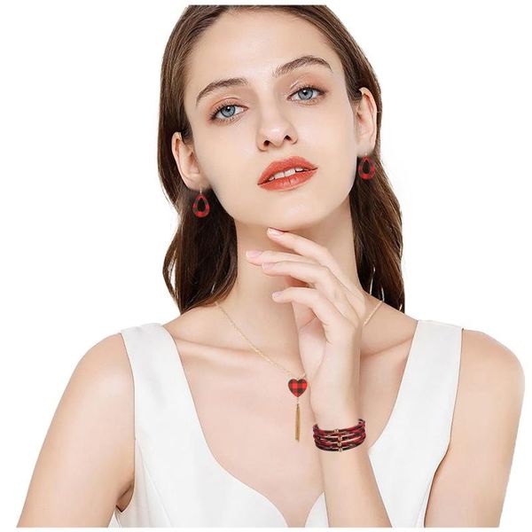 

stud earrings valentine's day 2021 trend gift 1pcs necklace and 4 set earring bracelet for women, Golden;silver