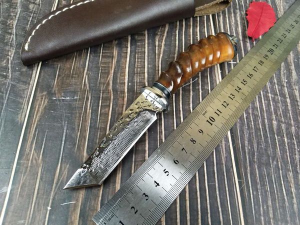 Coltello Tanto Damasco ad alta durezza, Coltello da caccia a lama fissa Impugnatura di corna gialle Coltelli da campeggio all'aperto Sopravvivenza Strumenti EDC Multifunzione