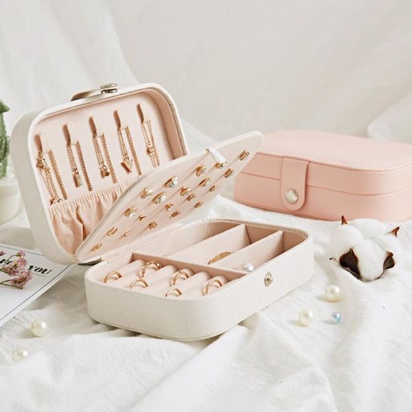 

velvet jewelry display korean style earrings plate jewelry box portable leather earrings ring multi-function jewelry storage box, Black;white
