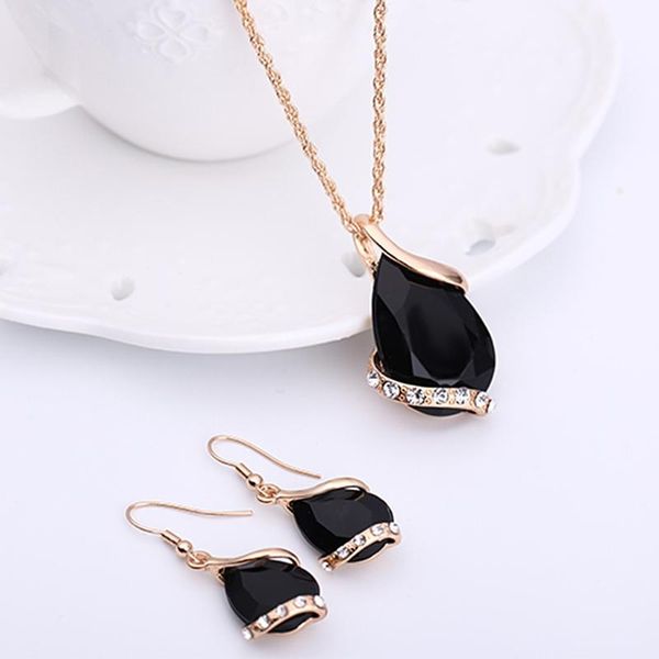 

earrings & necklace imitate crystal pendant geometric design jewelry set for women, Silver