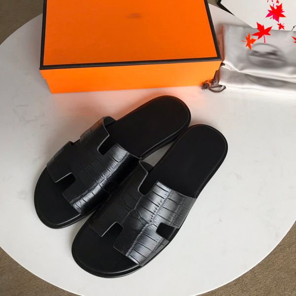 

2021 newset classic men slippers man flip flops strawberry beach thick bottom shoes platform alphabet mens sandals leather high heel slipper, Black