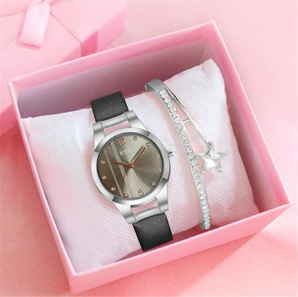 

wristwatches ccq brand women stripe dial bracelet watch set casual ladies leather quartz wrist watches relogio feminino for drop, Slivery;brown