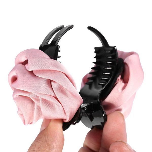 

hair accessories women random type rose clip for girls cloth accessory