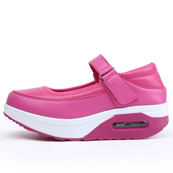

2020 new 2019 summer nurse shoes shake rocking shoes womens shoes summer new large size mom shopee, Black;white