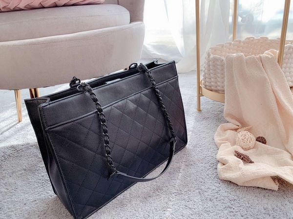 

7a+ is natural capacity of 2020 the new tide fashion chain ling grid joker ins single shoulder bag tote bags