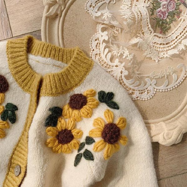 

pullover embroidery daisy flower girls sweater korean knitted cardigan children's clothing handmade knit crocheted baby jacket, Blue