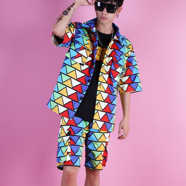 

tide male summer casual set colorful geometric pattern short sleeve shirt short pants 2 pieces singer hip hop rock dance outfits, Black;red
