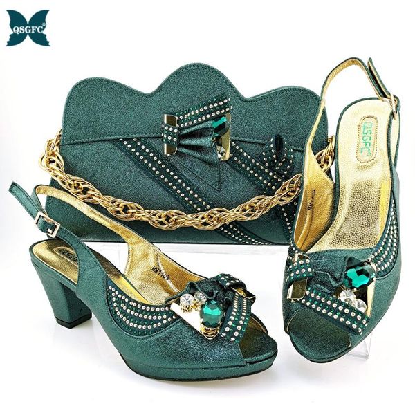

dress shoes nigerian 2021 arrival italian design crystal and metal decoration style party ladies bag set in d.green color, Black