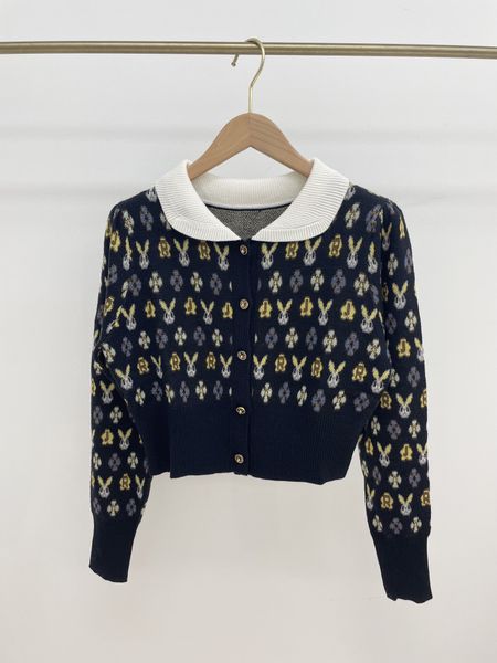 

new autumn and winter lapel top, White;black