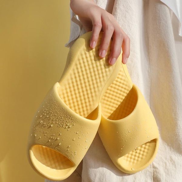 

2021 shower slippers quick drying bathroom slippers slides household home shoes soft bottom summer sandals for couple shoes, Black