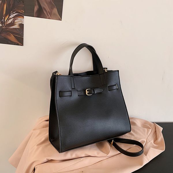 

aiyifu the same type of women's bag