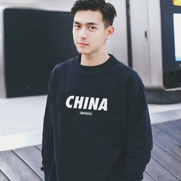 

hoodiesnew trend of long sleeve fashion brand wear loose bottomcoat men's round neck sweater, Black