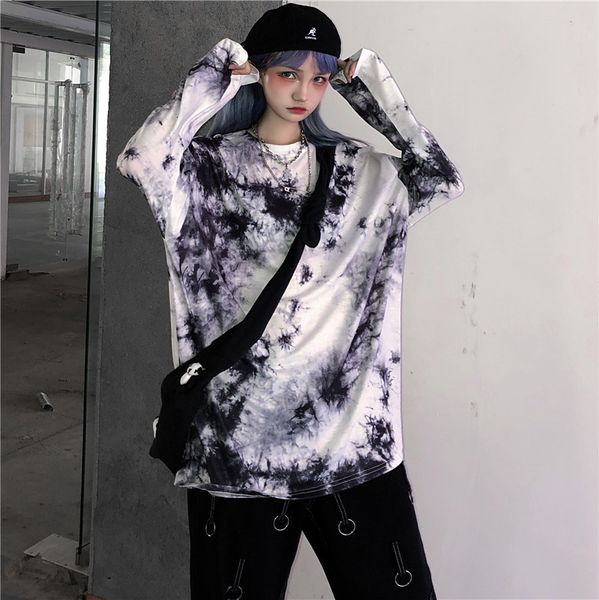 

2021 new harajuku street hip-hop trend gradient tie-dye round neck pullover long sleeve t for men and women 66s0, White
