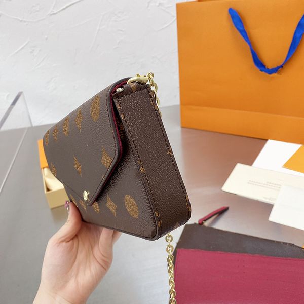 

2021 womens luxurys designers shoulder bags multi felicie pochette wallet on chains card holder calfskin messenger crossbody purse outdoor