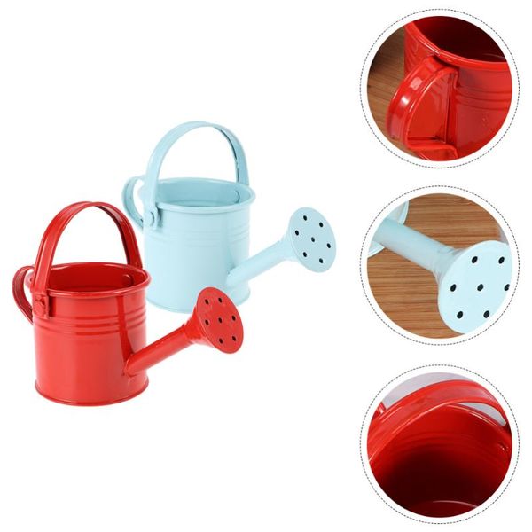 

watering equipments 2pcs durable iron sprinkling kettles portable for garden