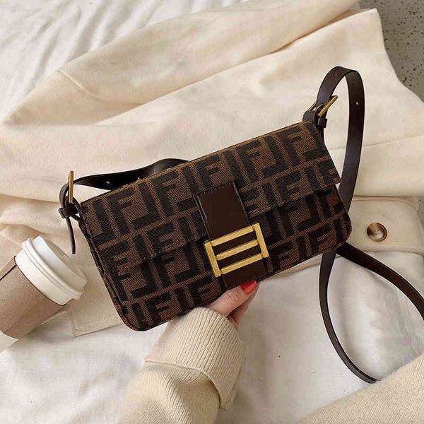 

bag 60% off autumn and belt buckle small fashion simple color contrast letter messenger