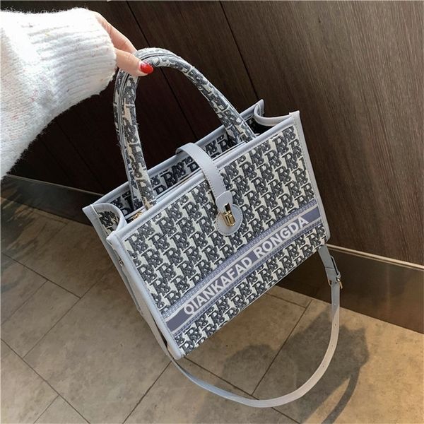 

outlet sale 80% off net red women's simple bag minority large capacity 2022 versatile letter fashion single shoulder zqj8
