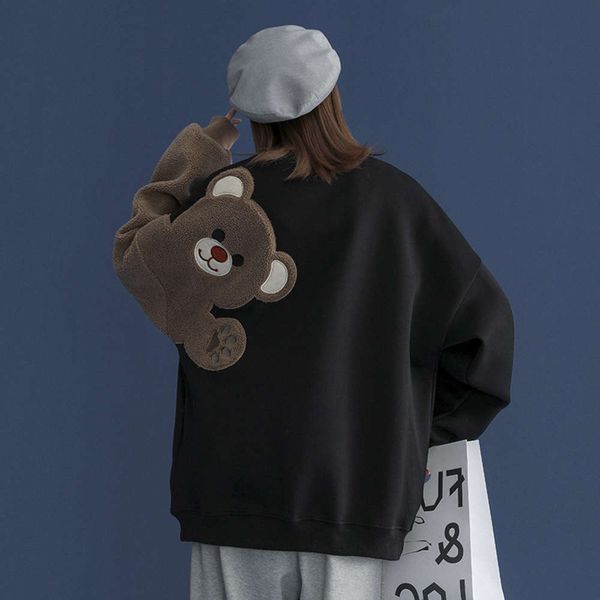 

20212020 new autumn and winter couple's neutral round neck sweater men's loose little bear plush thickened coat, Black