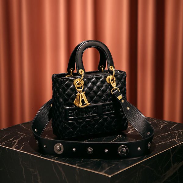 

foreign style lady diana bag women's small 2021 new fashion high-grade wide shoulder belt messenger