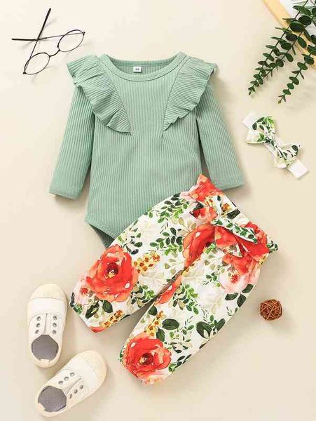 

baby ruffle trim bodysuit & floral print knot waist pants & headband she, White