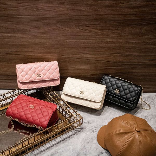 

guangzhou women's autumn and winter 2021 lingge chain one shoulder messenger fashion mini square bag