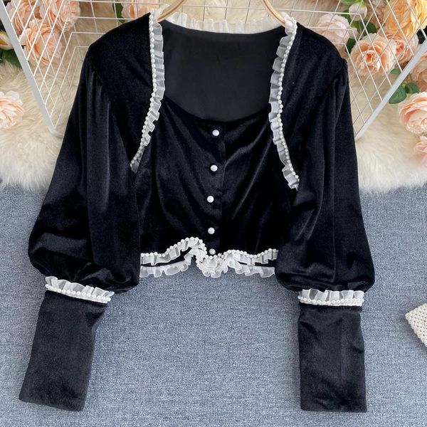 

2021 new women's autumn and winter sweet heavy industry beaded wood ears puff sleeve retro velvet bottoming shirt uk123, White