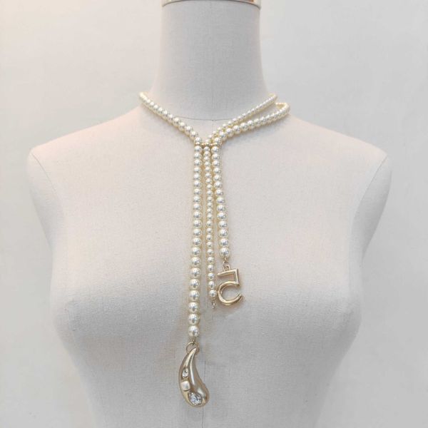 

2021 new brand fashion jewelry for women pearls chain party light gold color resin water drop charm crystal c 5 pendant x0707, Silver