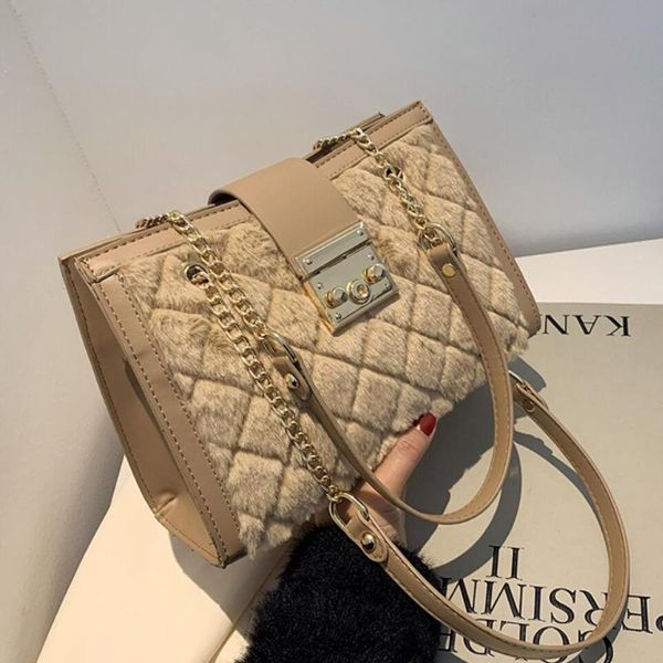 

cross body elegant female large tote bag 2021 fashiona high-quality plush women's designer handbag high capacity chain shoulder