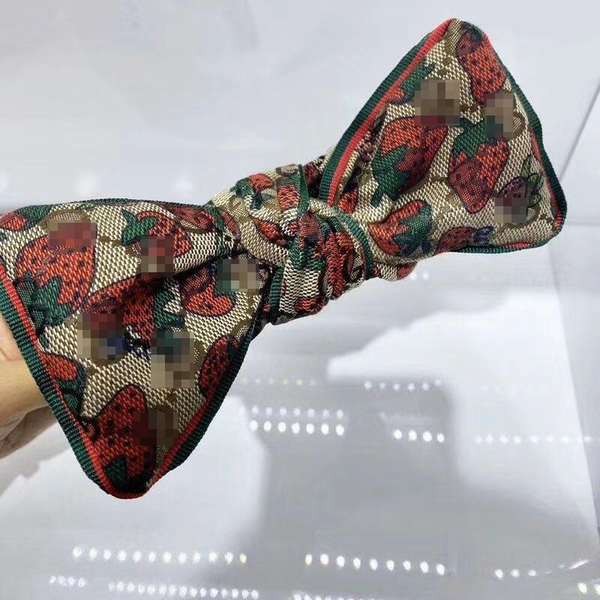 

luxury designer twist turban headband bowknot strawberry letter prints stretch hairbands sport headbands yoga headwrap bandana for women gir, Silver