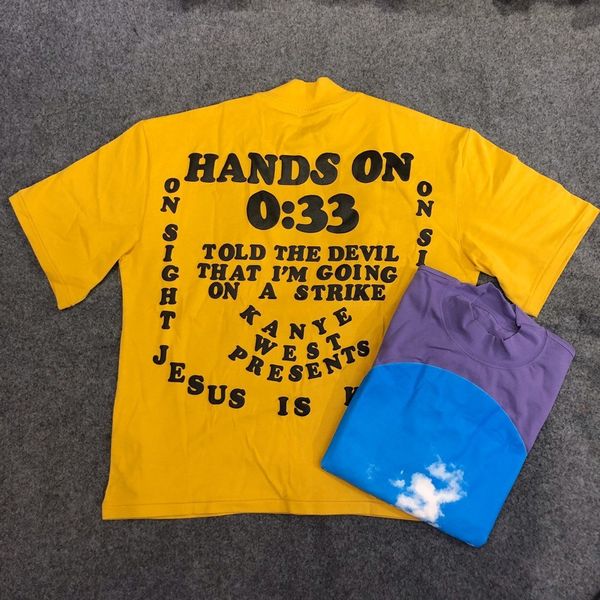 

2021 new kanye west jesus is king album turtleneck offset printing women short sleeve shirts tees hiphop men oversized t shirt qwle, White
