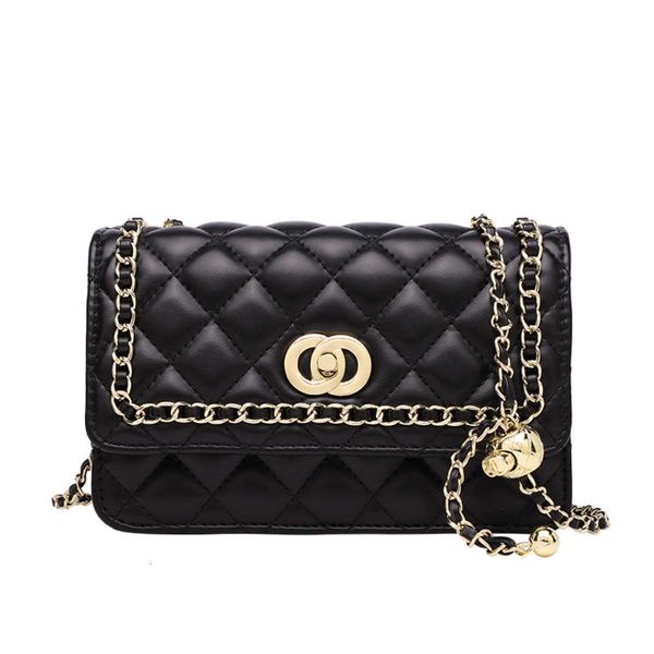 

fashion 2021 lingge chain fashion women's temperament portable messenger bag