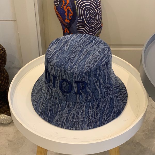 

2021 designer cap women hatsD family classic letter fisherman's hat wind basin hat fashion versatile couple's hat fashion bra, Blue;gray