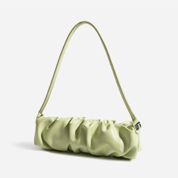 

evening bags pleated shoulder bag leather handbags personality small baguette underarm for women hand 2021 trend bolsas
