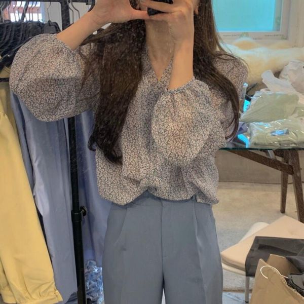 

women floral print vintage blouses ruffle trim puff sleeve v neck loose single breasted korean style casual lady blusas femme casual, White