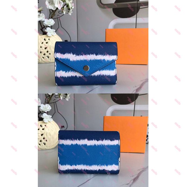

blue wallet designer classic comes with all the packaging c38, Red;black