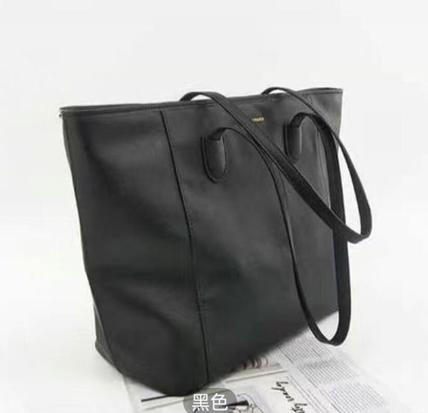 Borsa grande di marca di celebrità per le donne 2020 Borsa nuova shopper Tote bianca Borsa a tracolla da donna in pelle PU di grande capacità Borsa hobo casual