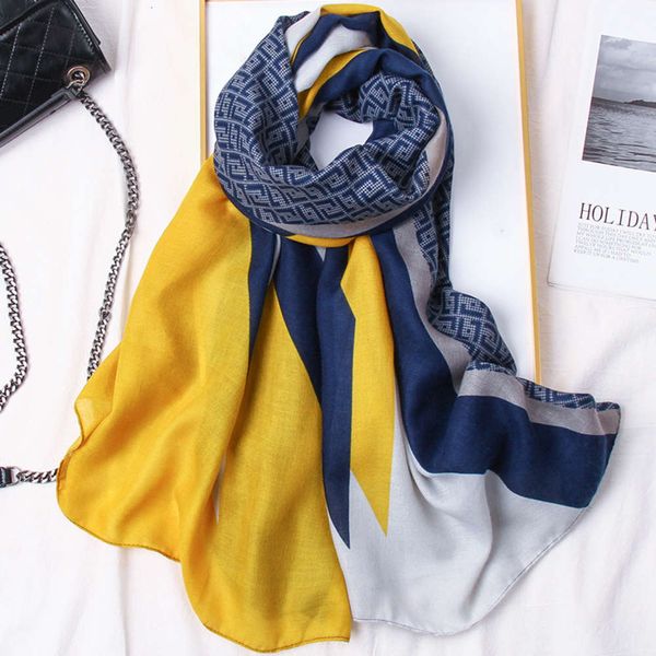 

designer new scarf for women in autumn winter, version versatile, double-sided cashmere like neck, double-purpose, thickened and warm, Blue;black