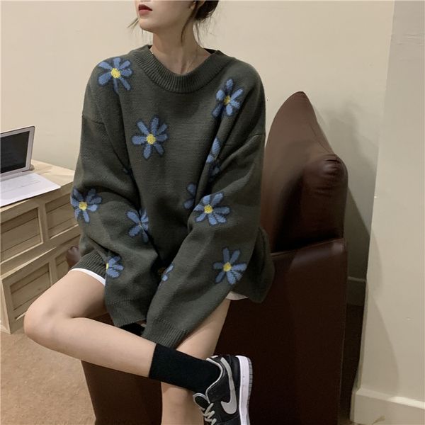 

2021 new round neck pullover flower jacquard female autumn and winter college style loose wear mid-length casual knit sweater 5hgz, White;black
